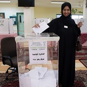 Svolta storica in Arabia Saudita: per la prima volta donne al voto Svolta storica in Arabia Saudita: per la prima volta donne al voto