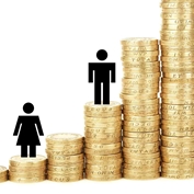 Parità salariale tra uomo e donna: l’Islanda come modello da emulare Parità salariale tra uomo e donna: l’Islanda come modello da emulare