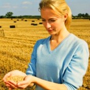 L’agricoltura delle donne. Per una nuova idea di crescita - 11 aprile 2013 L’agricoltura delle donne. Per una nuova idea di crescita - 11 aprile 2013